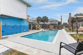 Cozy Beach Bungalow with a Heated Pool